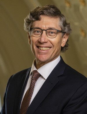 Gene E Robinson