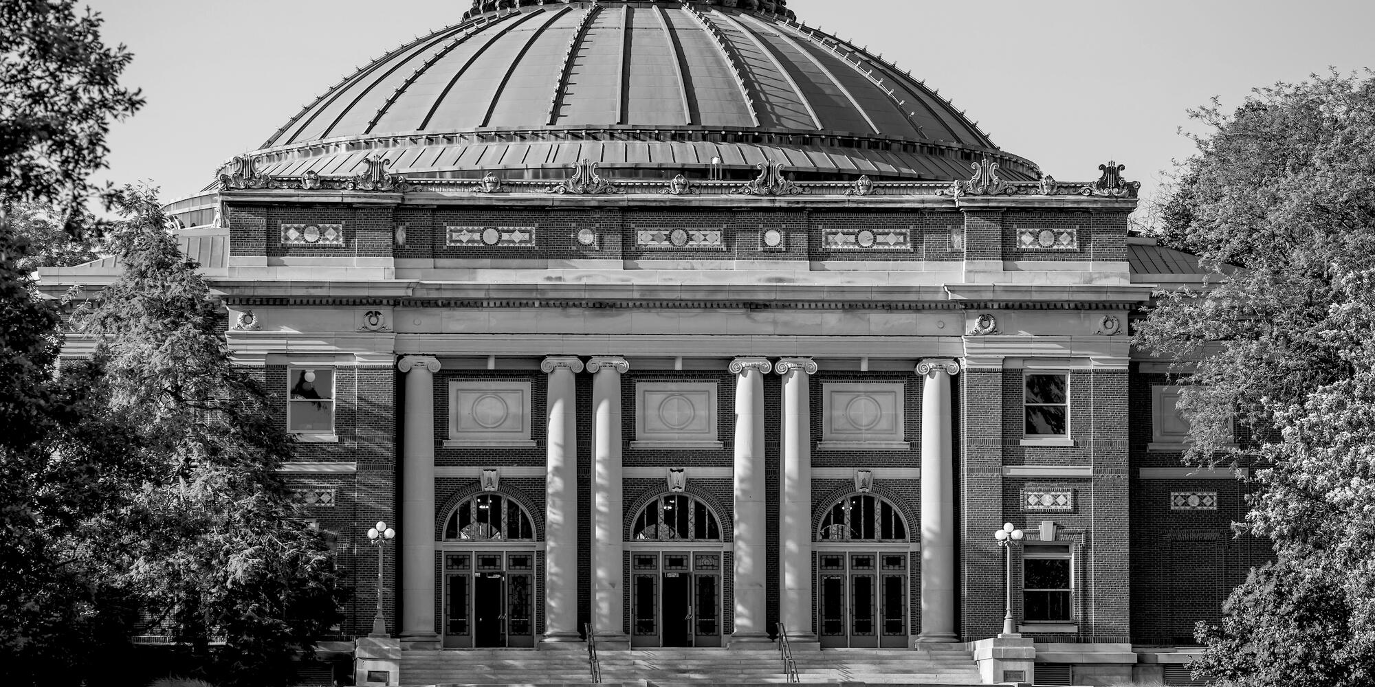 Image of Foellinger Auditorium in black and white