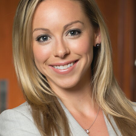 Headshot, Emily Garnett 